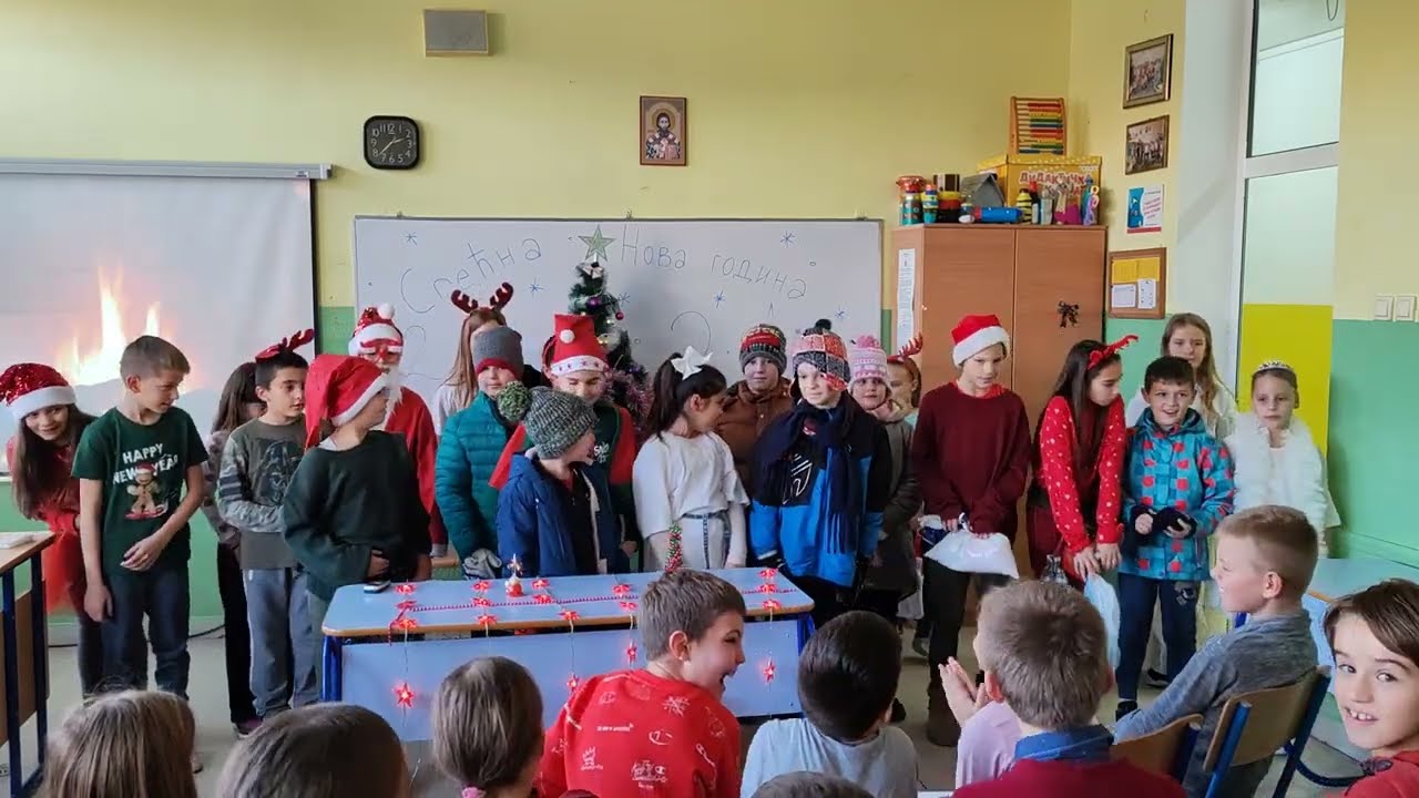 Danijela Grujić i III 2 u predstavi 
