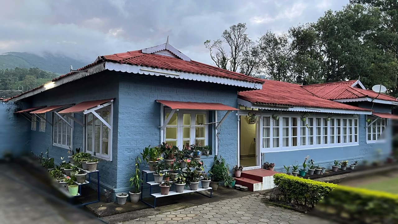 Tennis Court Bungalow @ Waterfall Estate 