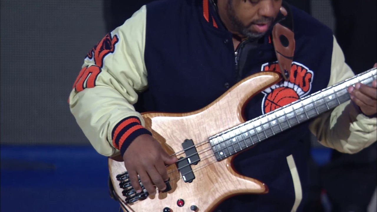 Victor Wooten performing National Anthem at MSG 1/16/17