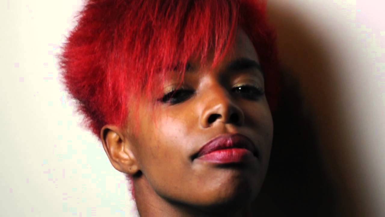 Rihanna Red Hair Cut and Hair Color Makeover 1