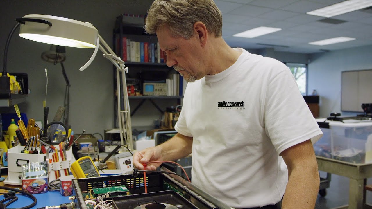 SoundStage! Shorts - Audio Research's CD6SE and CD9SE CD Players (May 2019)