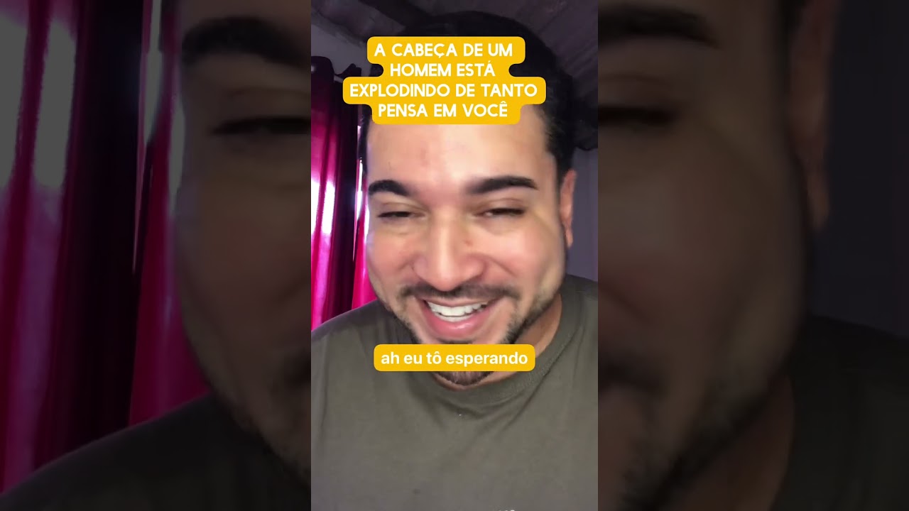 A cabeça de um homem está explodindo de tanto pensar em você 