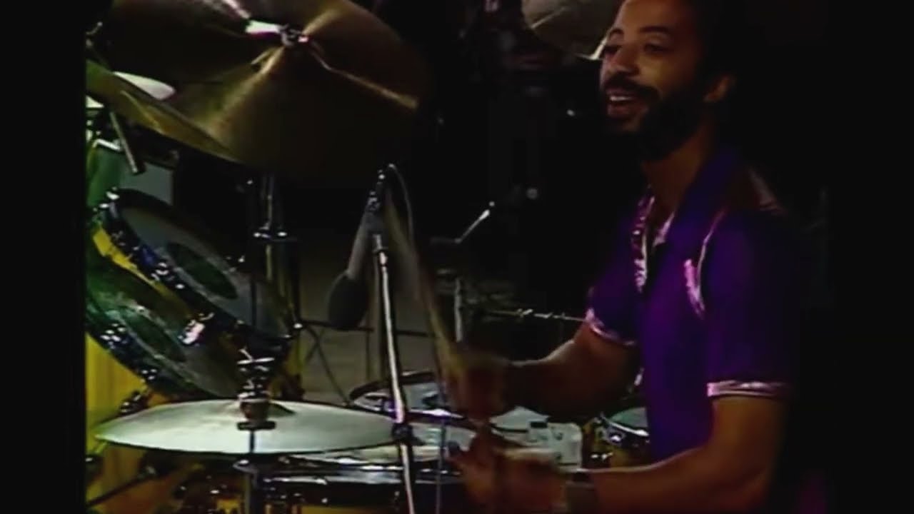 The Tony Williams Lifetime - Hittin' On 6 - 1979
