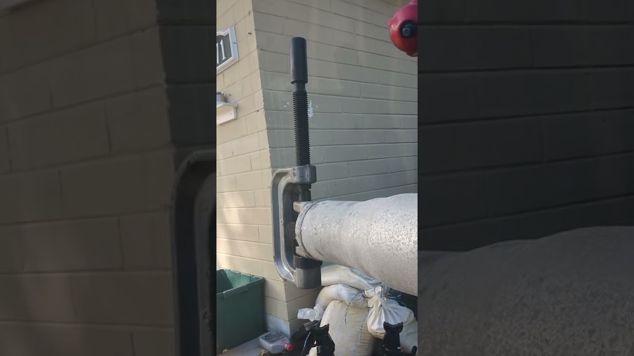How to remove U-joints from driveshaft