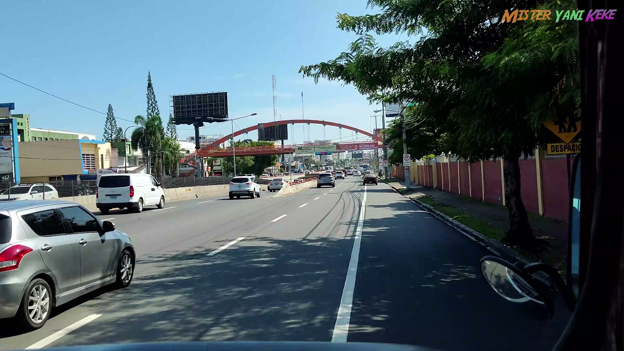 Avenida 27 DE FEBRERO en una VOLADORA 2021 - 4k Santo Domingo República Dominicana