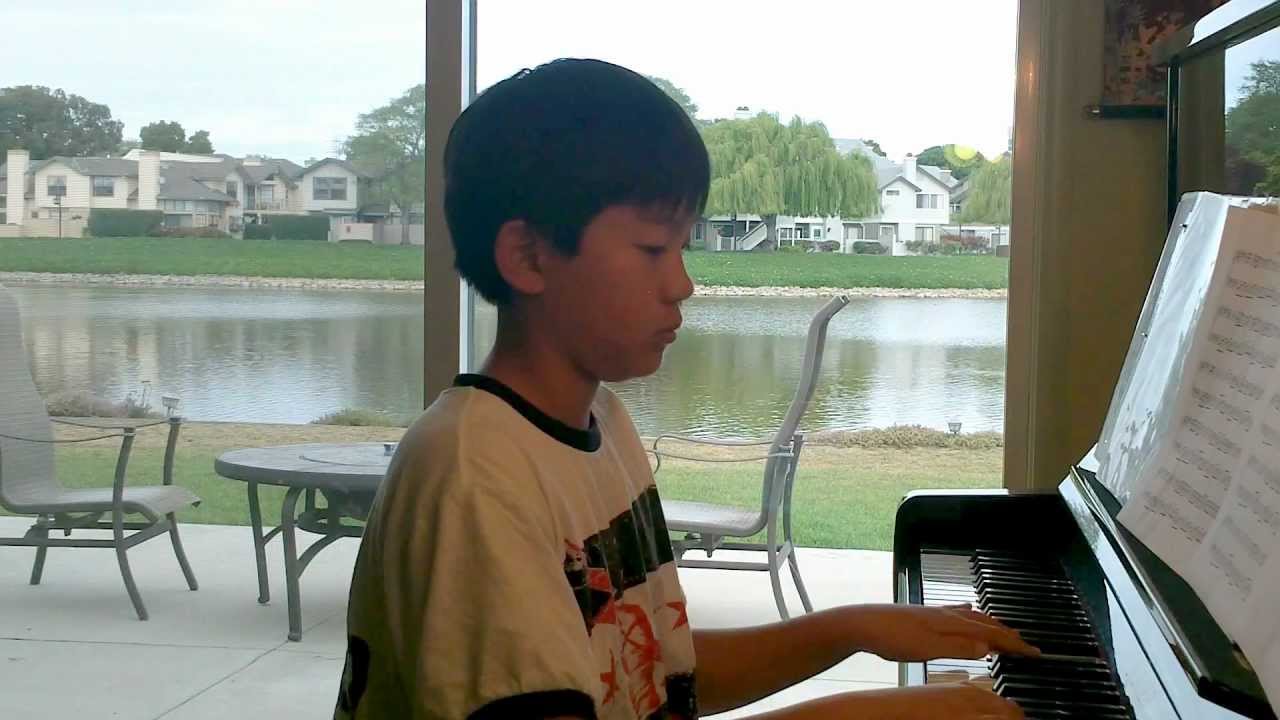 Hey, Soul Sister - Train - Piano Cover ♫ ♪ By a 10 year old boy