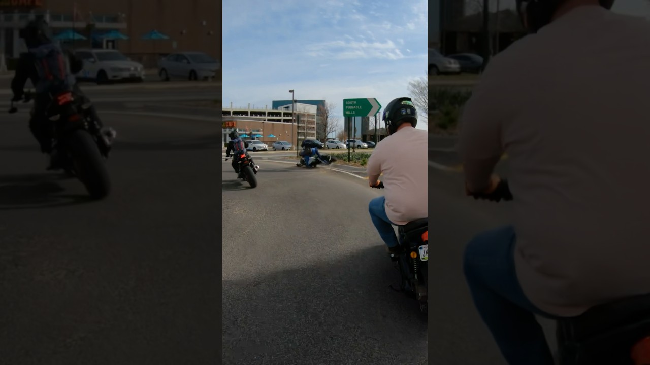 FZ-09 Slips Out & Crashes 😳 #Yamaha #fz09 #crash