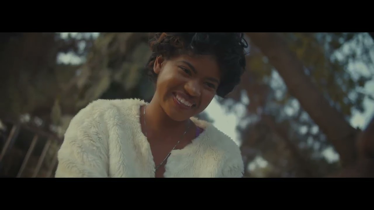 Flower Boy Fly away (Official video)