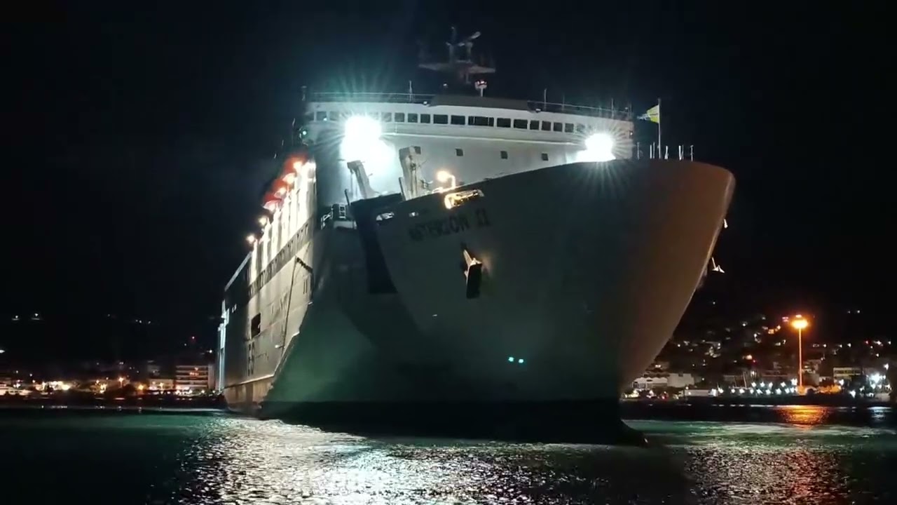 Asterion II : Βραδινή άφιξη στο λιμάνι της Μυτιλήνης.