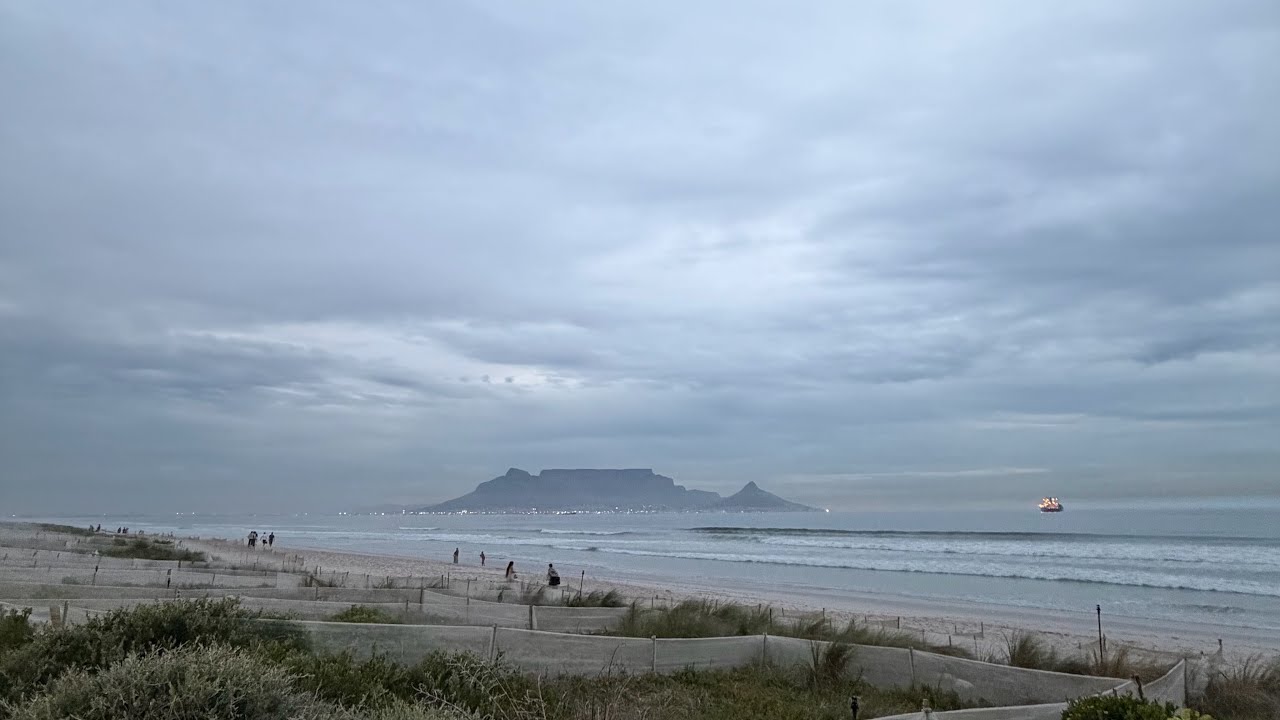 4K- Sunset Walking Tour & Drive: Bloubergstrand, Cape Town