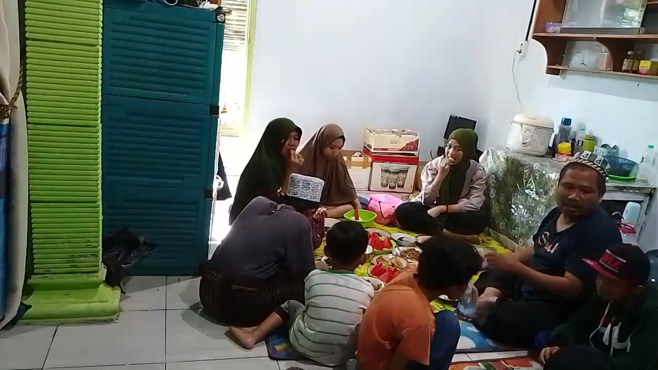 Sarapan with Mbah Bu is in 2024