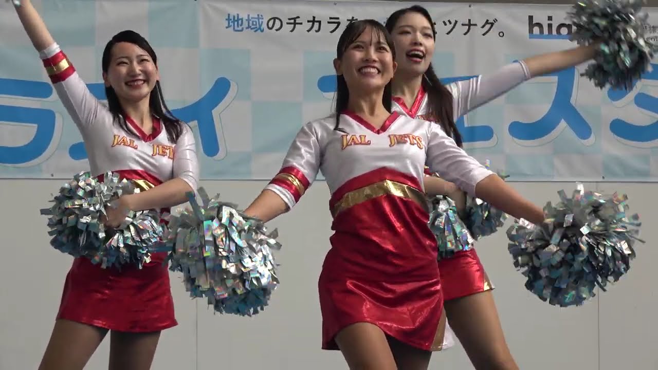 これがCA！？ かわいい チア JAL JETS こんなCAさんに出会いたい　[4K]