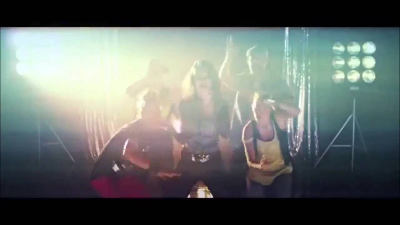 Lodovica Comello - Universo VideoClip Oficial