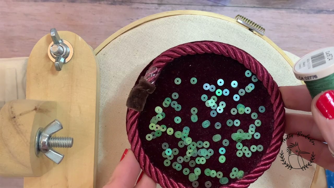 Capítulo 3 - Clase de Flores y Hojas con lentejuelas - Kit de flores y hojas en pedrería