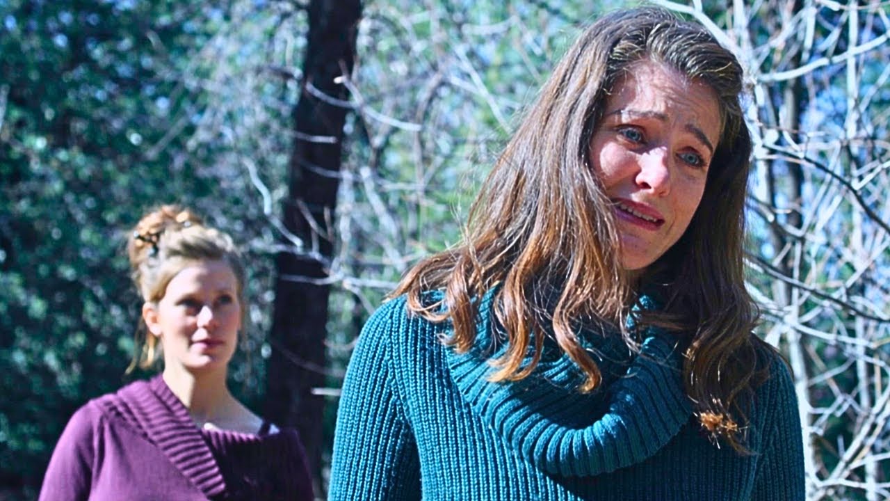 She Let A Stranger Move In Then Realized Her Roommate Wasn't Who She Thought