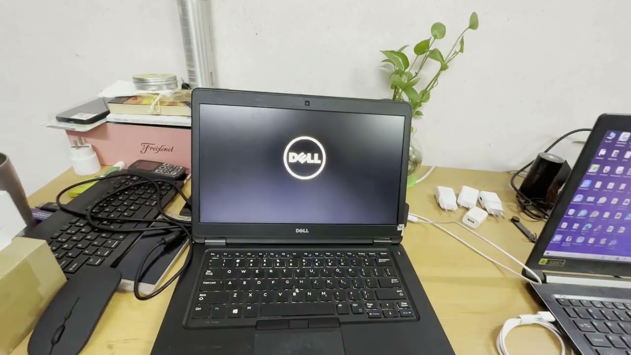 Как включить ноутбук Dell (E5450 Dell Latitude) &mdash; где находится кнопка питания на ноутбуке Dell?