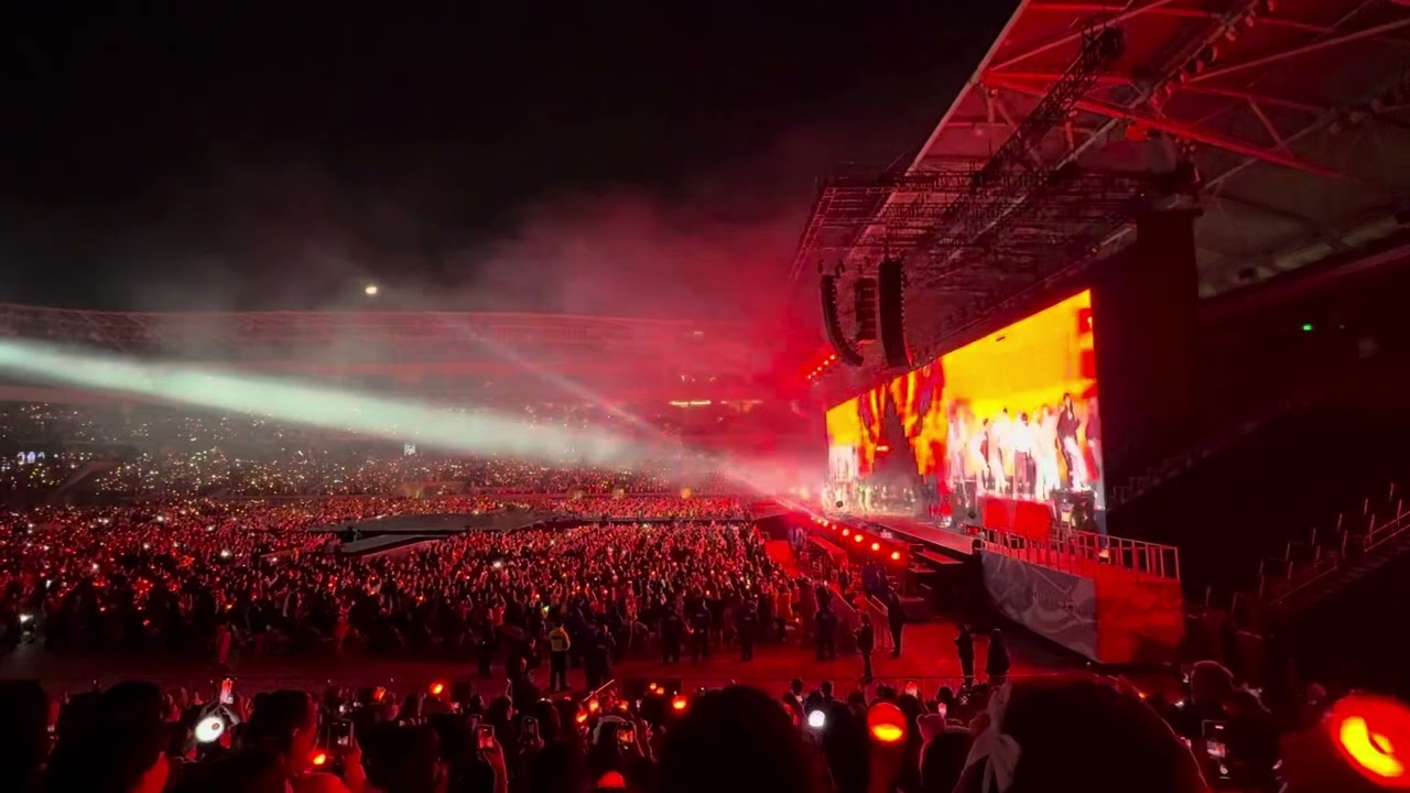 Super SEVENTEEN [RIGHT HERE] WORLD TOUR IN U.S.