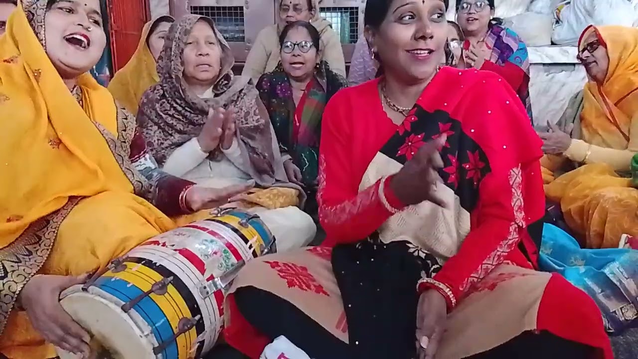 धमाल मचा दिया इस भजन ने भजन में बैठूं उठायो मत ना बहू मेरा मन घटियो मत ना🌿🔱