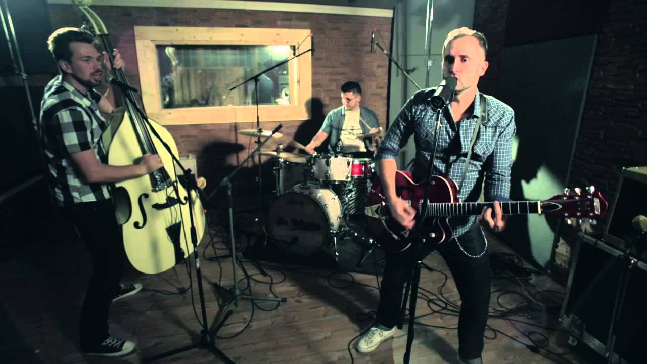 The Cellmates - The Midnight Kiss (Official) HD