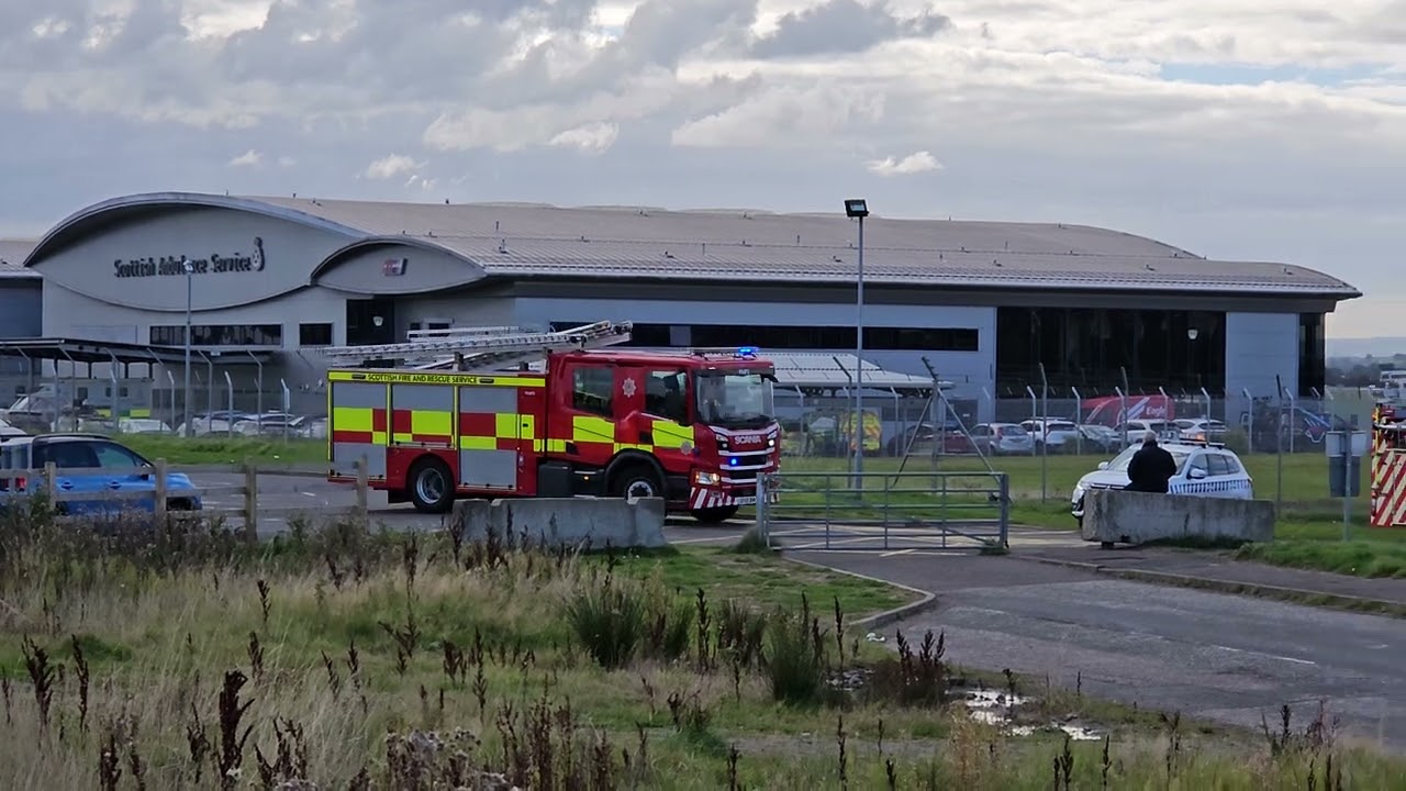 Fire & Rescue services called to Glasgow  Airport after an aircraft reported tech issues  #aviation