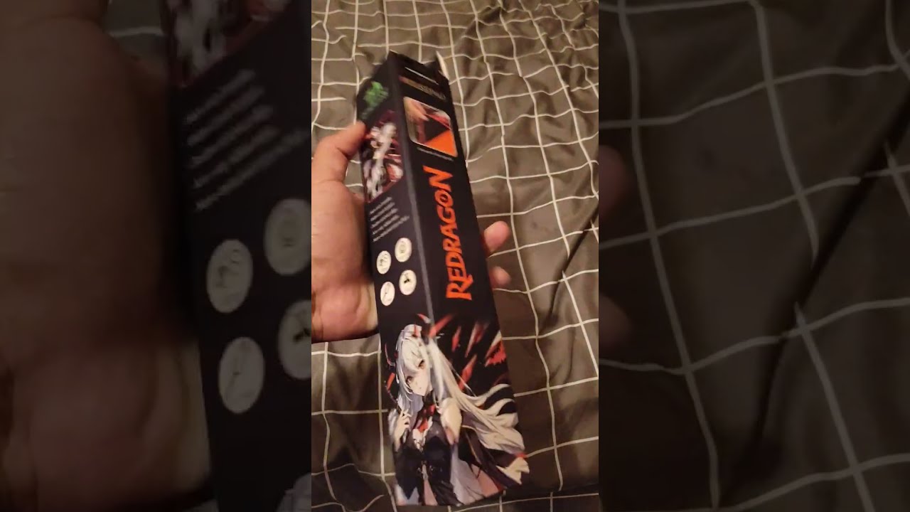 Unboxing Anime Redragon mouse pad