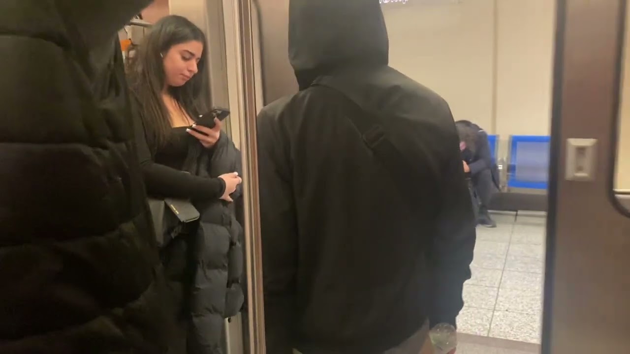 Athens Metro: Από Σύνταγμα μέχρι Εθ.Άμυνα