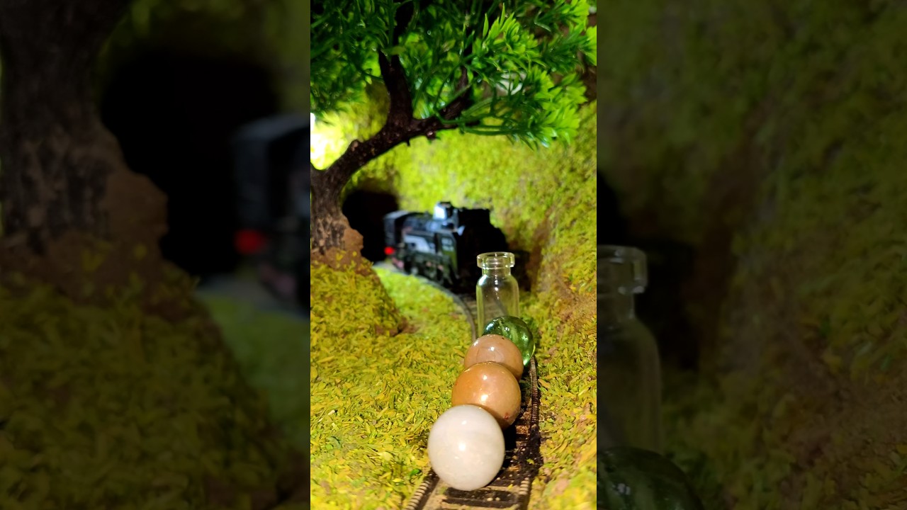Train vs Color Glass 😱 | Extreme Crush | Wait For End 