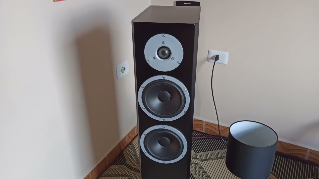 Dynaudio excite34 & McCormack DNA 0.5 & Cabos feel-different made in Brazil