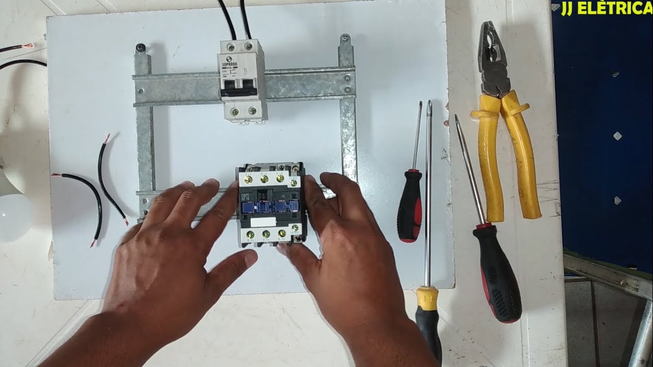 esquema de ligação com contatora  para bomba monofásica 220V