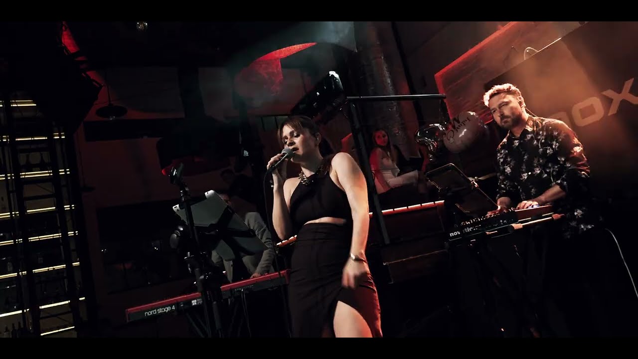 KASIA DEREN - Tribute to Rihanna