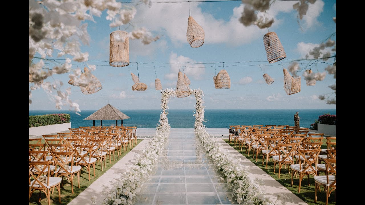 Adayanti & Steven // Breathtaking wedding at Surga Villa Estate // Uluwatu, Bali