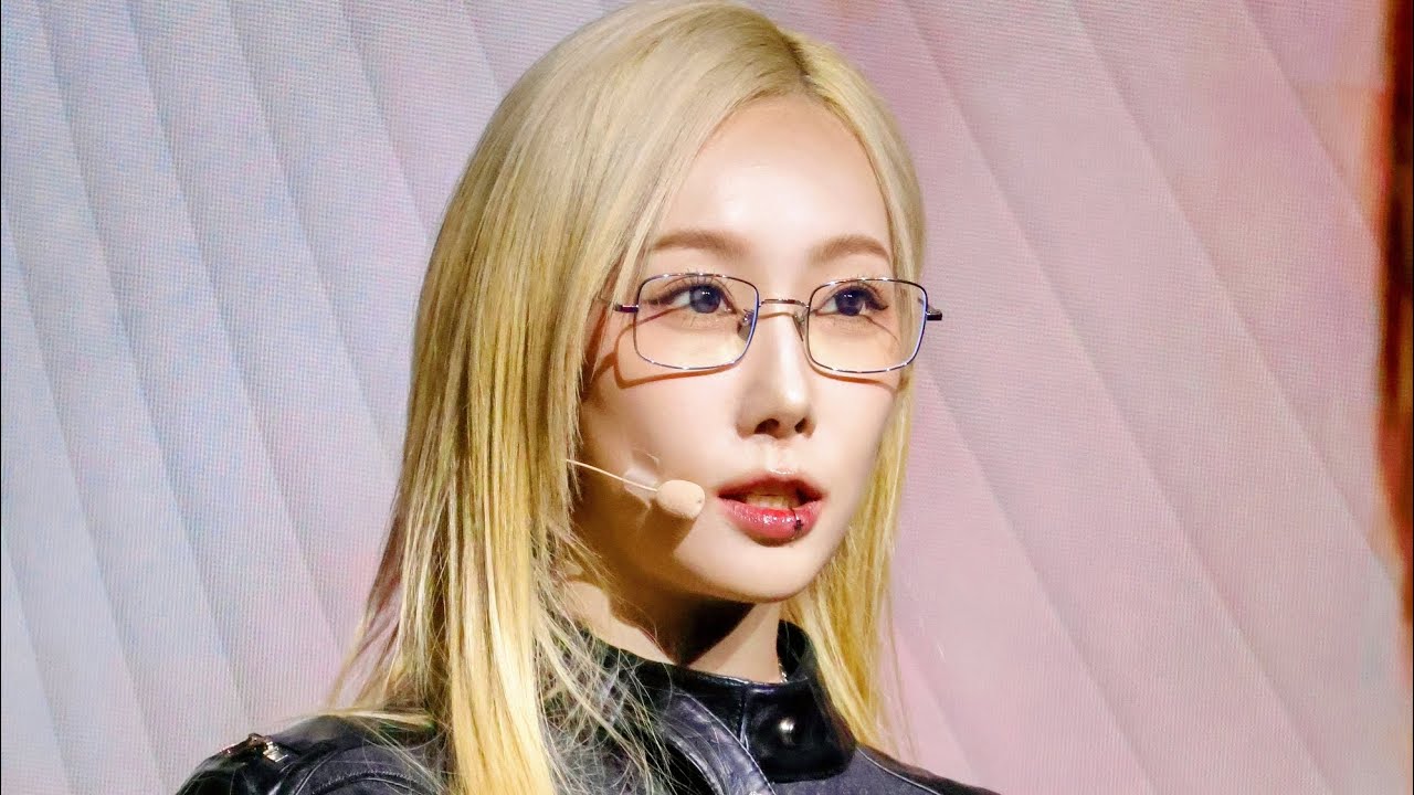 251121 HANDONG 韩东 (DREAMCATCHER) '灰色地带 (Gray Zone)' @ AtsnstA境界 Beijing Showcase
