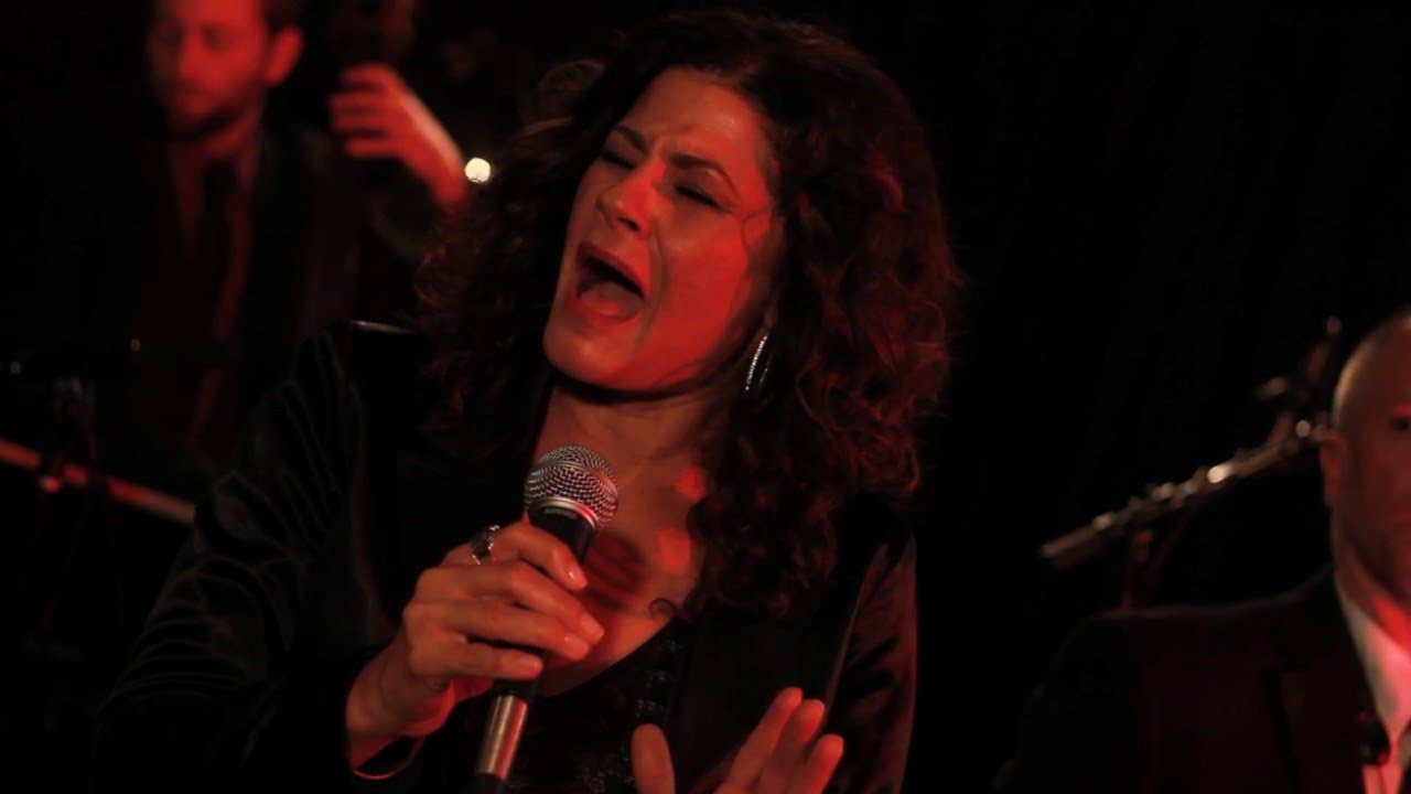 Karla Harris sings 