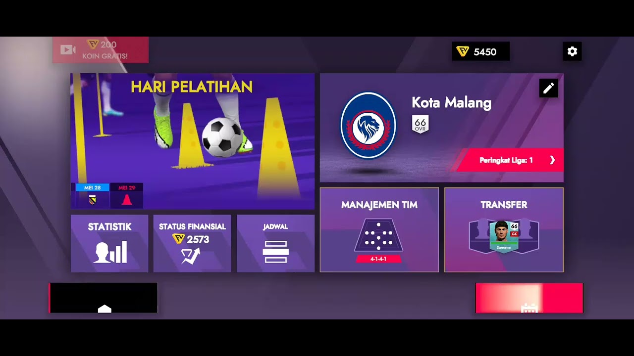 Kita bermain mode karier 