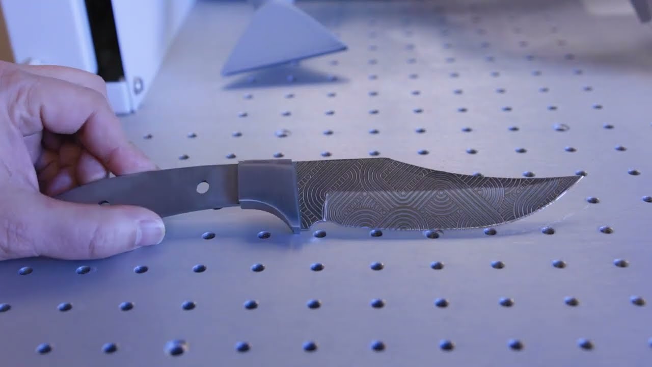 Metal Bıçak Üzerine Galvo Lazer ile Özel Tasarım Markalama | Epilog Fiber Lazer İpuçlar