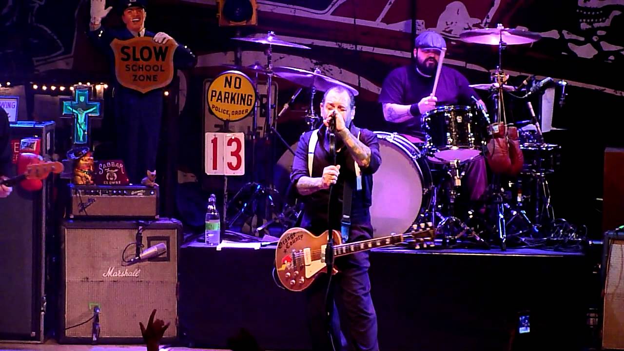 Social Distortion 
