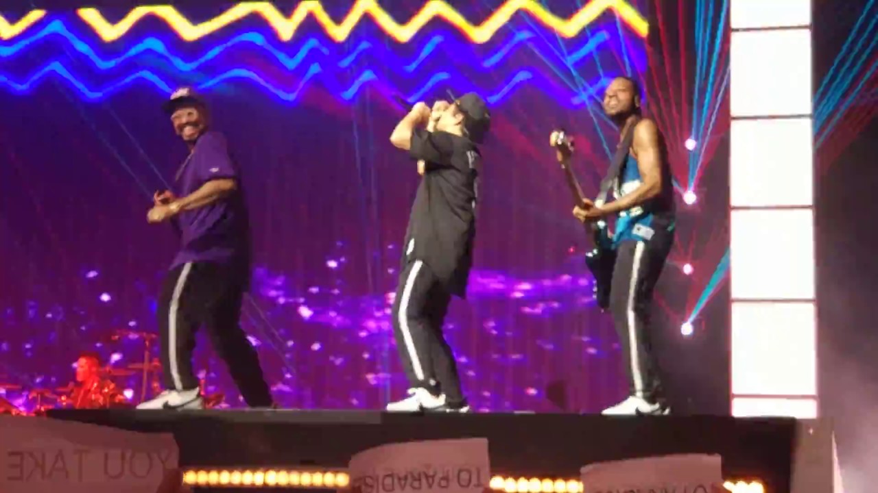 Locked Out Of The Heaven + Uptown Funk (Live #24KMagicWorldTour) - Bruno Mars - #UnipolArena