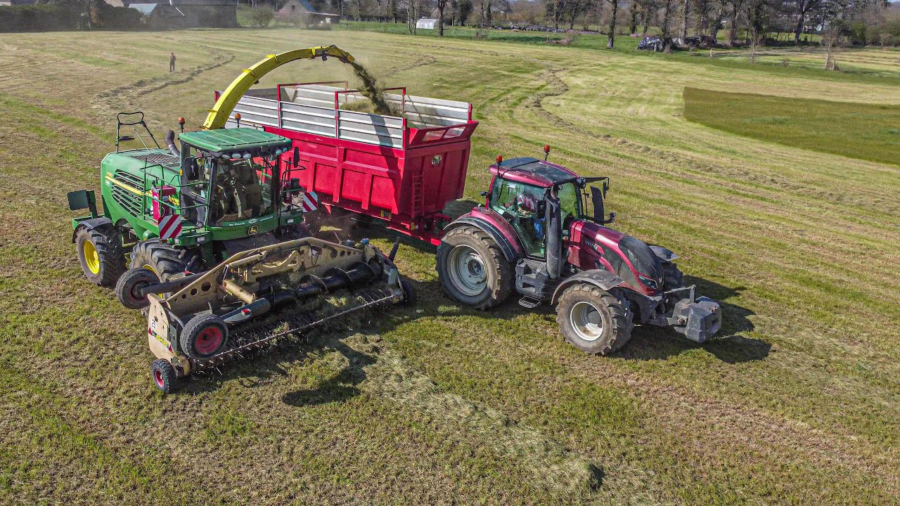 🤩💨  D&eacute;but des ensilage d&rsquo;herbe en Bretagne l ETA Corbes