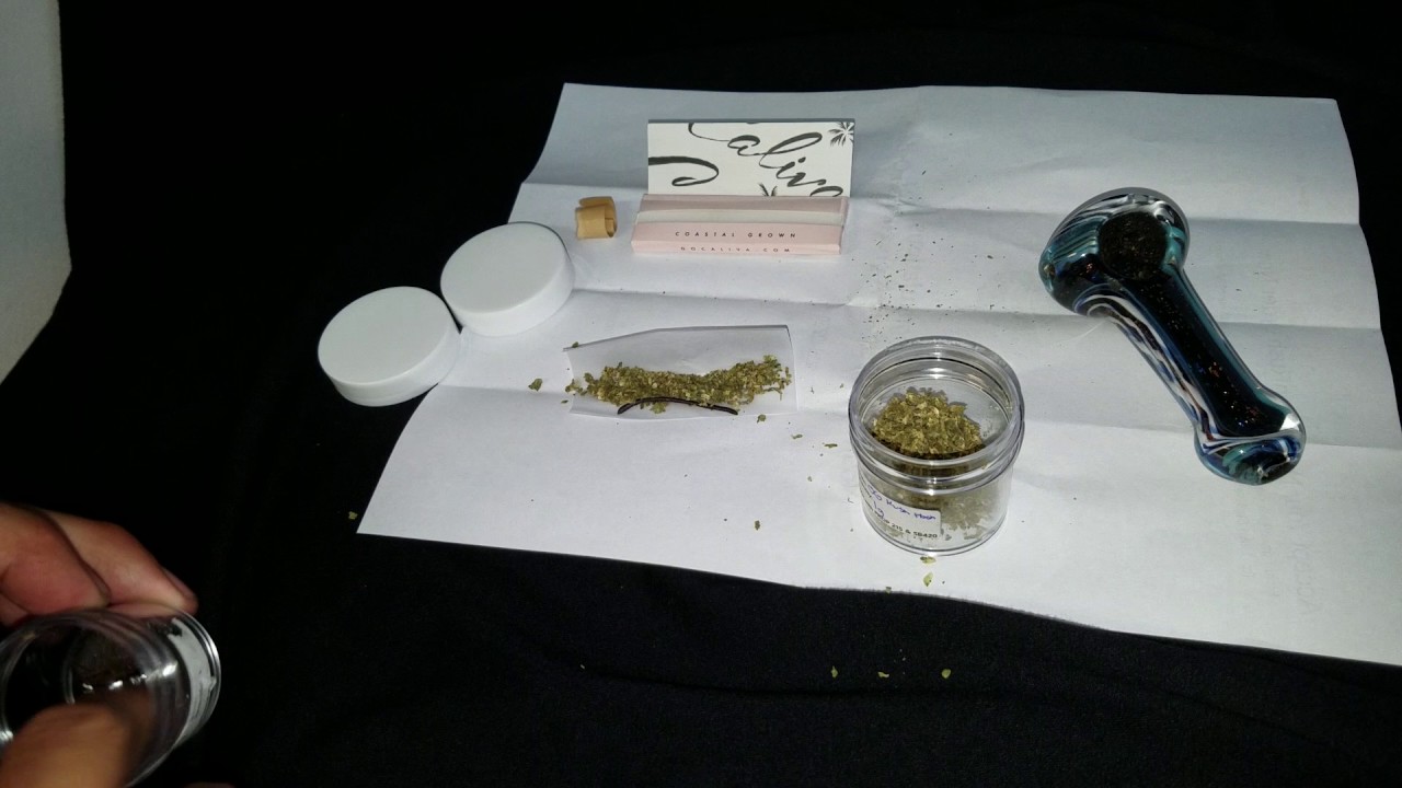 Cannabis Tutorial: How to Add Pressed Hash in Joints or Bowls