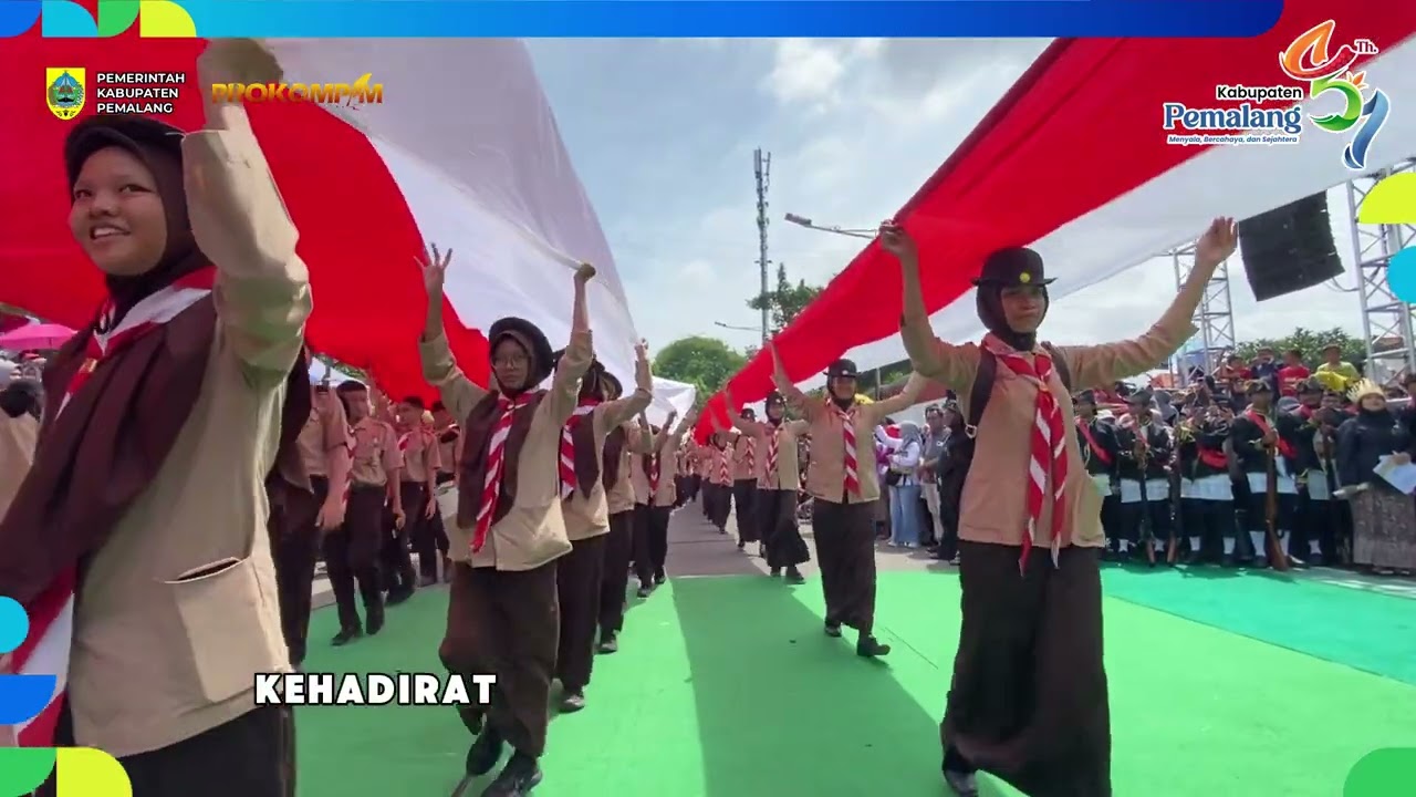 Karnaval dan Kirab Gunungan Hasil Bumi dalam rangka Hari Jadi ke 451 Tahun Kabupaten Pemalang