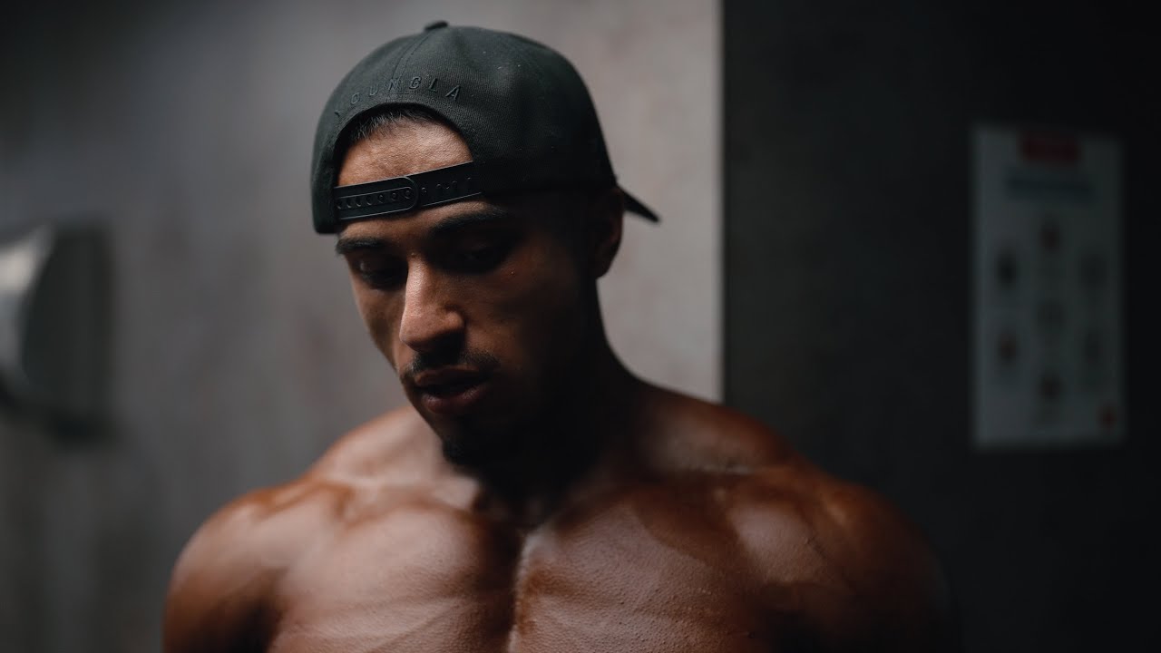 Je deviens IFBB PRO à 22 ans. Feat @EssanNFC @StephaneMatala ( Documentaire ) 