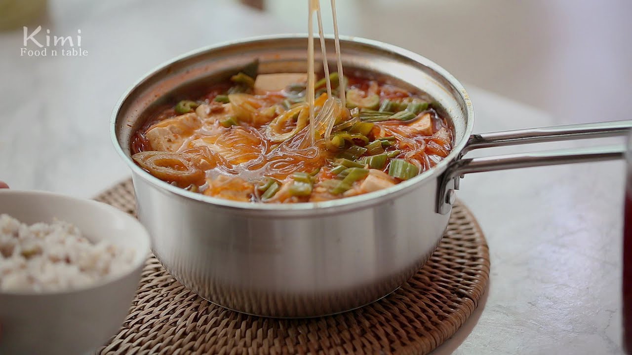 집밥 : 참치 김치찌개 Korean Food, Kimchi Stew(Jjigae) Recipe with tuna : 키미(Kimi)