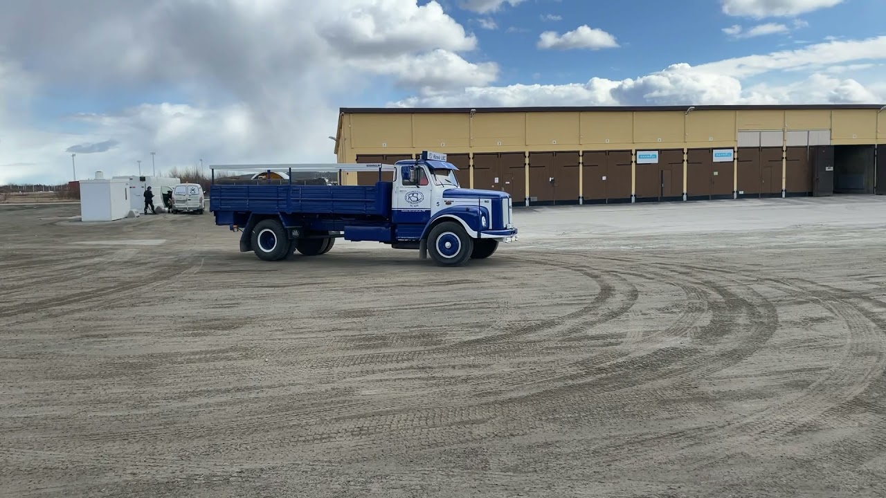 Köp Lastbil Scania L80 Super på Klaravik