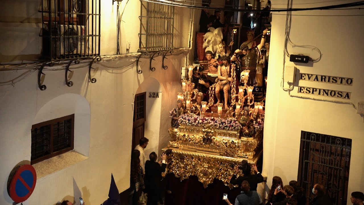 Coronación de Espinas de Nuestro Señor Jesucristo (Écija). Estrecho Santa Angela de la Cruz.