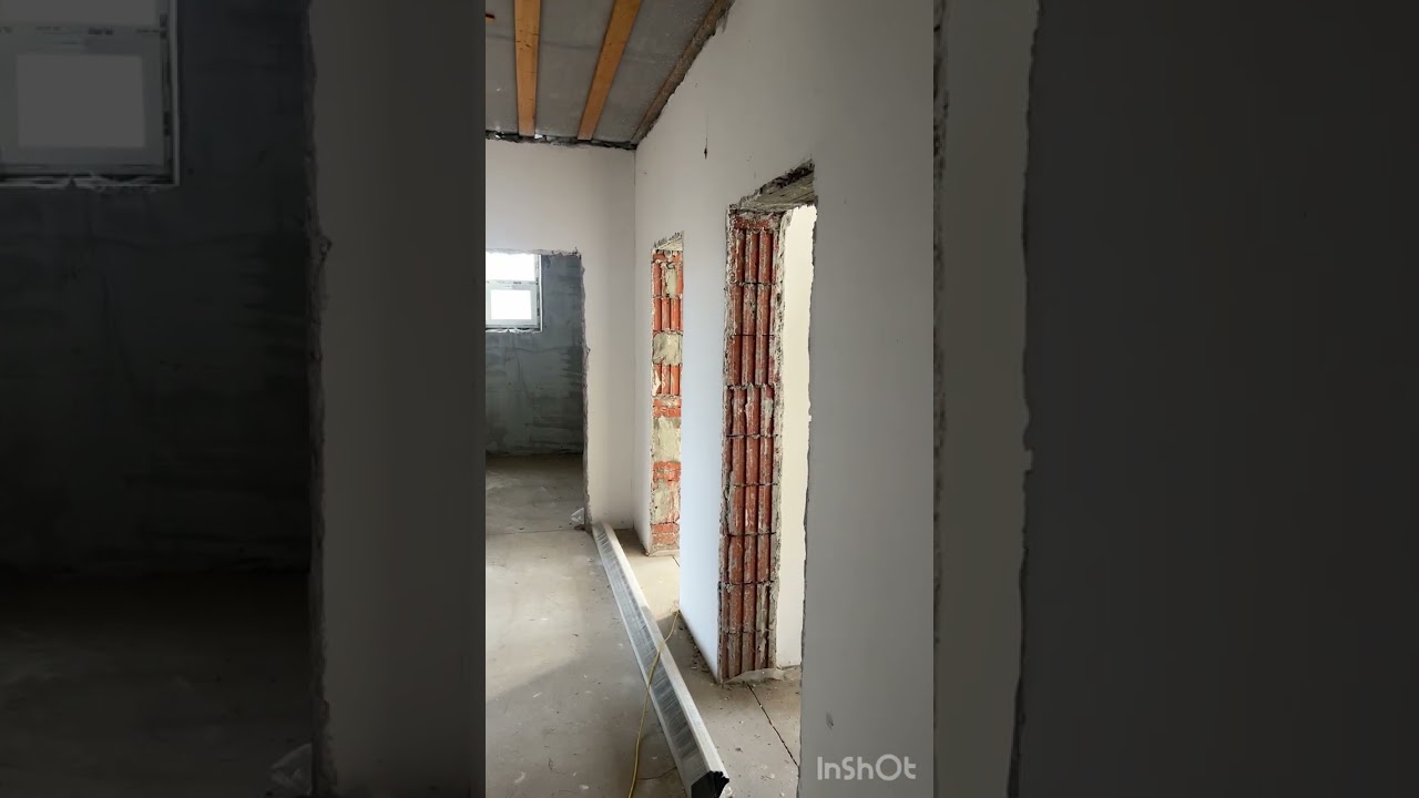 Дом 90 м кВ на 5 сотках ИЖС коммуникации центральные подключены к дом ! Краснодар стНовотитаровская!