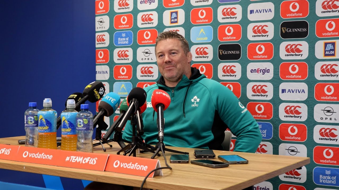 Джон Фогарти выступает перед матчем Ирландия — Италия #IREvITA #SixNations