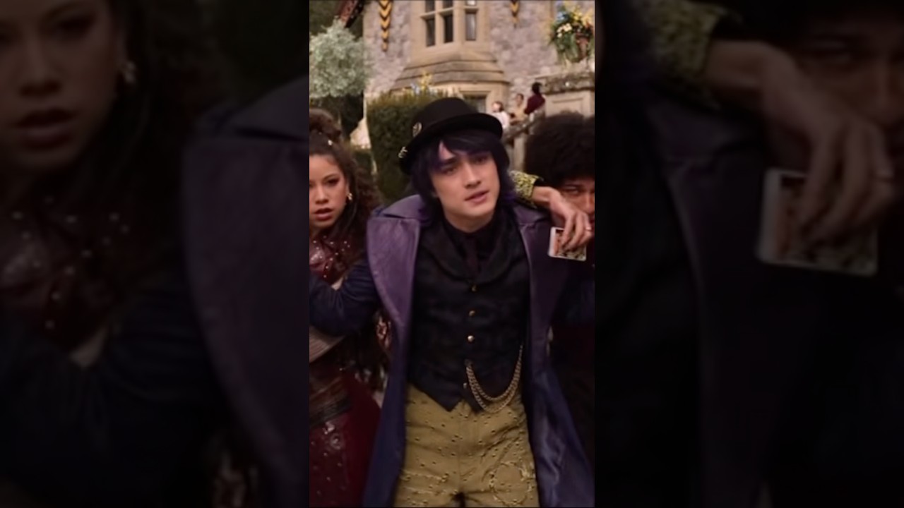 PERFECT PRINCESS MUSIC VIDEO #descendants5 #descendants #red #edit #edits #kyliecantrall #max #fyp