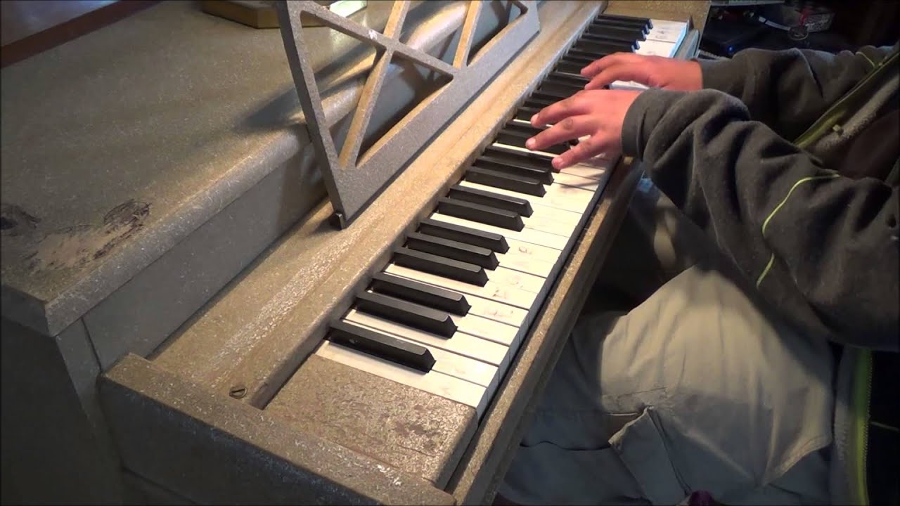 The Only Video of a Gulbransen Pinafore on YouTube