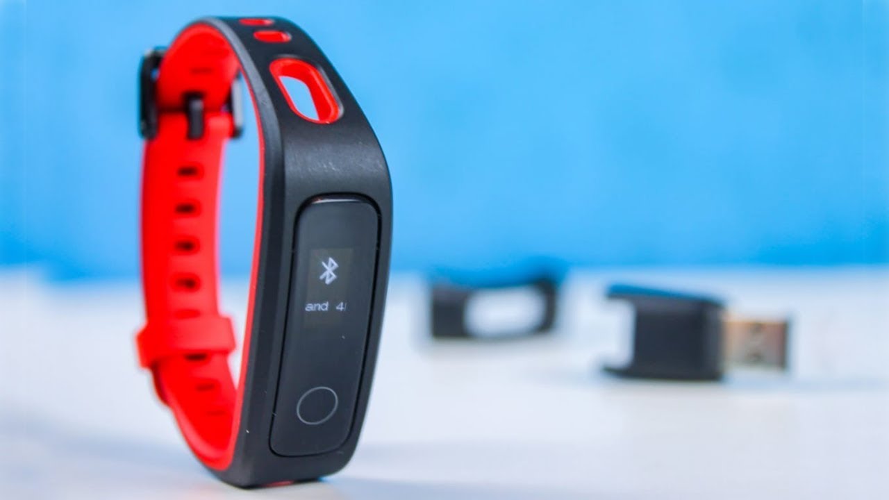 Недорогой фитнес браслет Huawei Honor Band 4 Running Edition на что способен малыш?