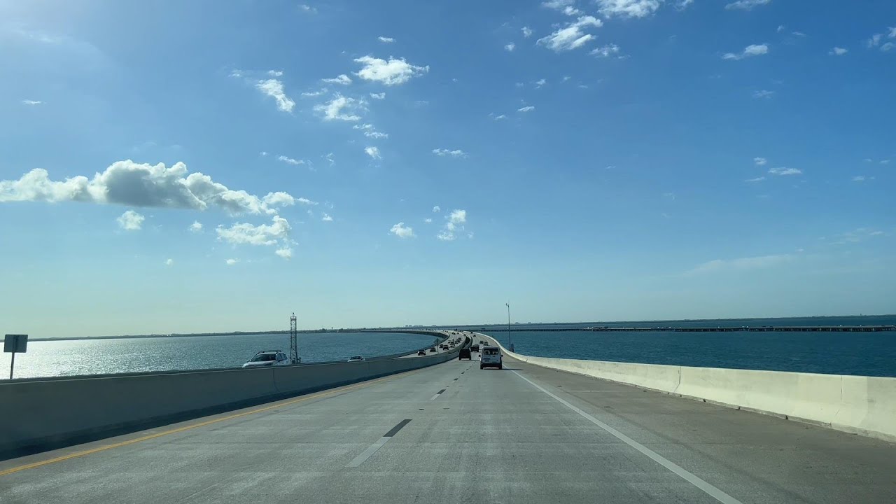Tampa to Siesta Key Drive via Howard Frankland Bridge & Sunshine Skyway in March 2023